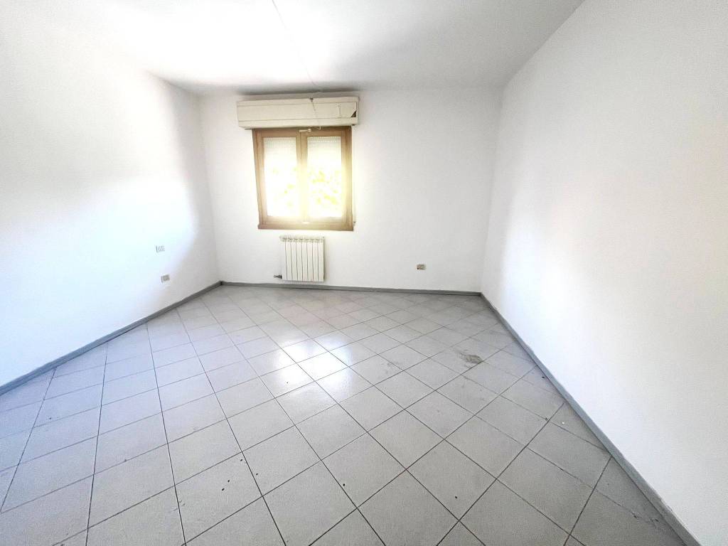 Appartamento a Prato in Via Arcivescovo Giovacchino Limberti - Foto 5