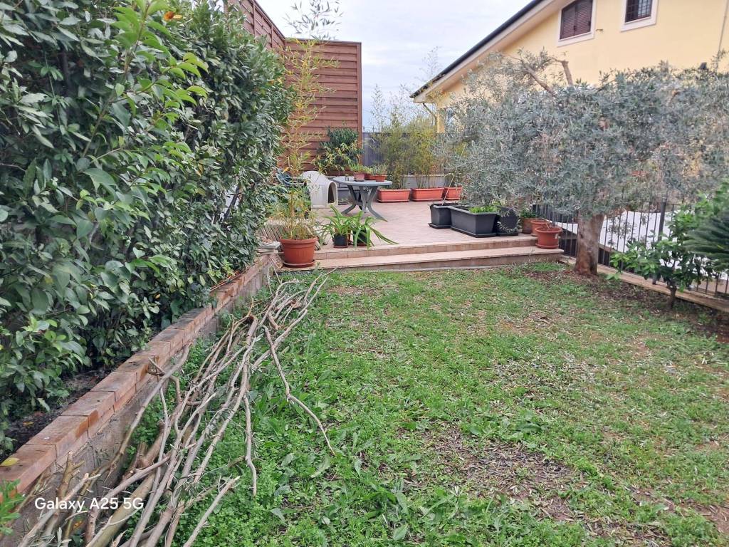 Villa a Guidonia montecelio in Via Appiano - Foto 3