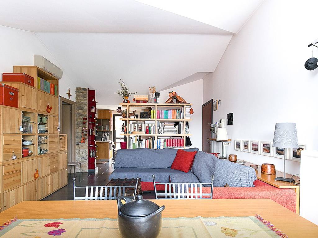 Attico / mansarda a Gerenzano in Via Alessandro Manzoni - Foto 2