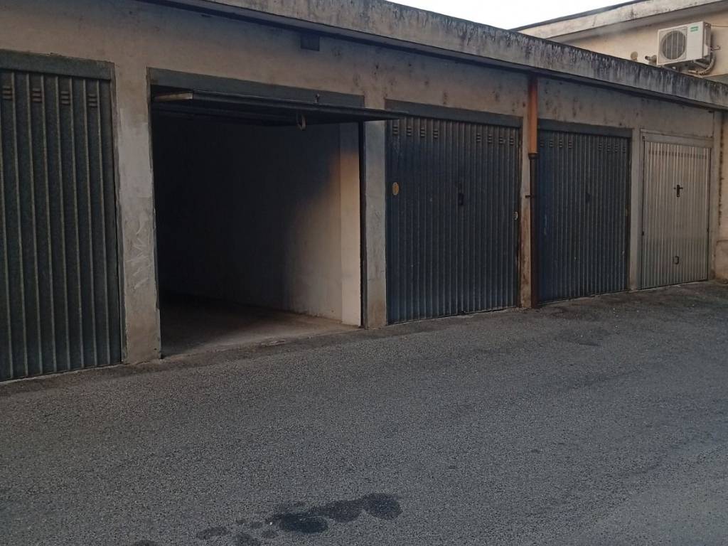 Box / garage a None in Via Stazione, 51 - Foto 2