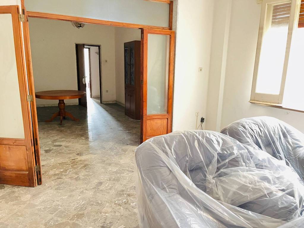 Appartamento a Mola di bari in Via Nicolò van Westerhout, 74 - Foto 3
