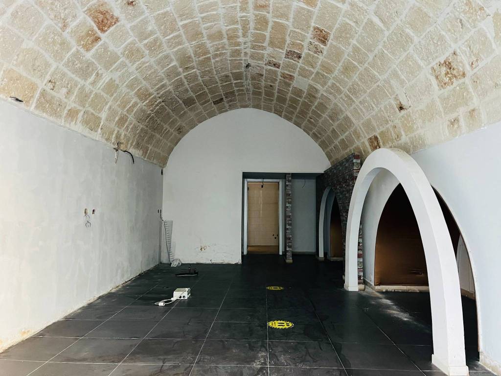 Immobile a Mola di bari in Via Nicolò van Westerhout, 72 - Foto 2