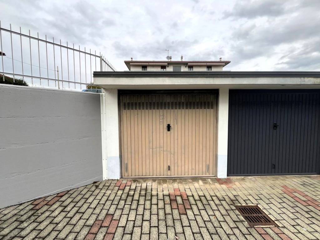 Box / garage a Vigliano biellese in Vicolo Vallazza, 7 - Foto 2