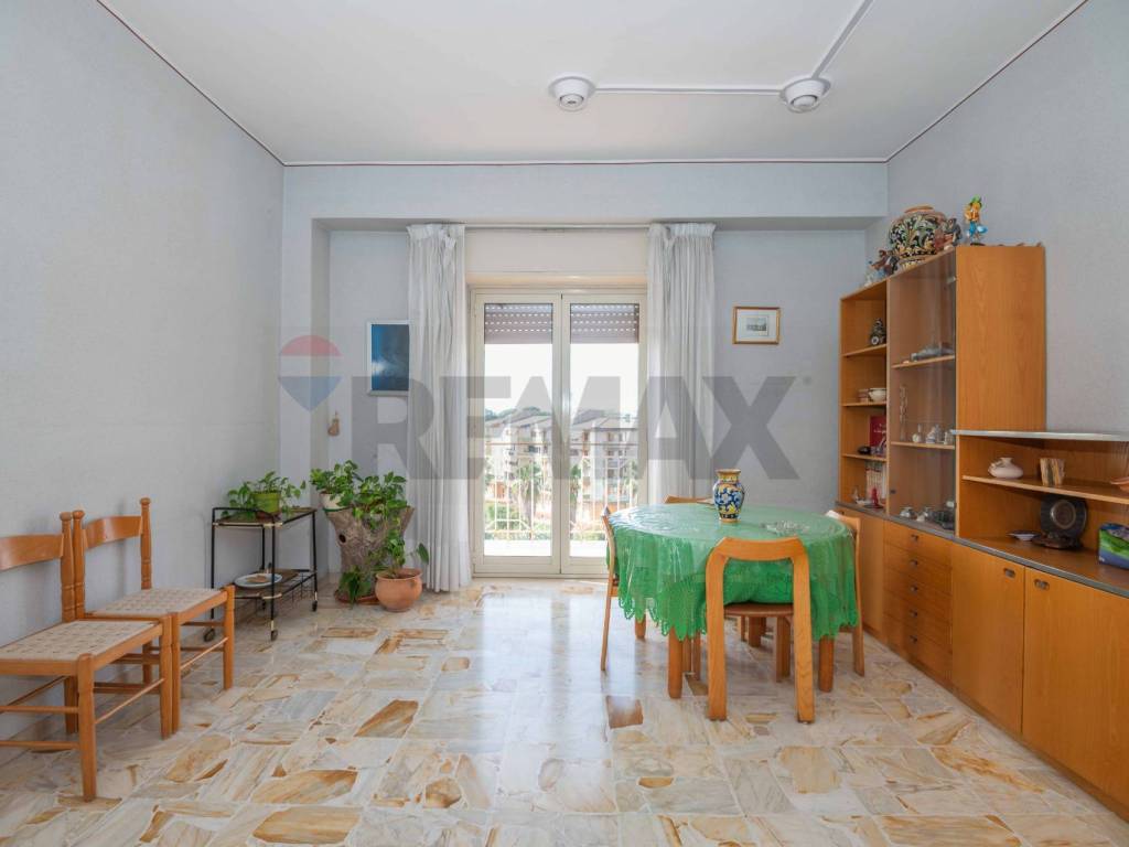 Appartamento a Caltagirone in Viale Autonomia, 47 - Foto 5