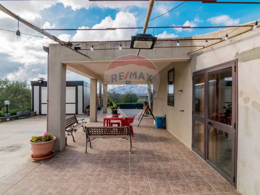 Villa a Piazza armerina in contrada torre di pietra - Foto 3