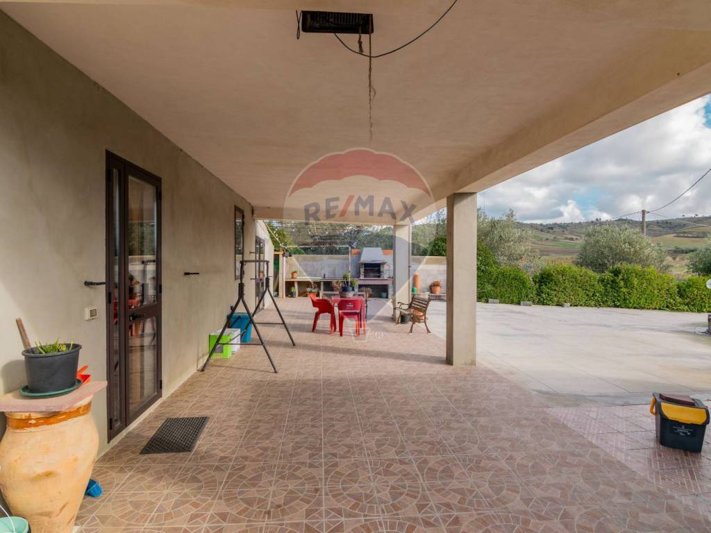 Villa a Piazza armerina in contrada torre di pietra - Foto 4