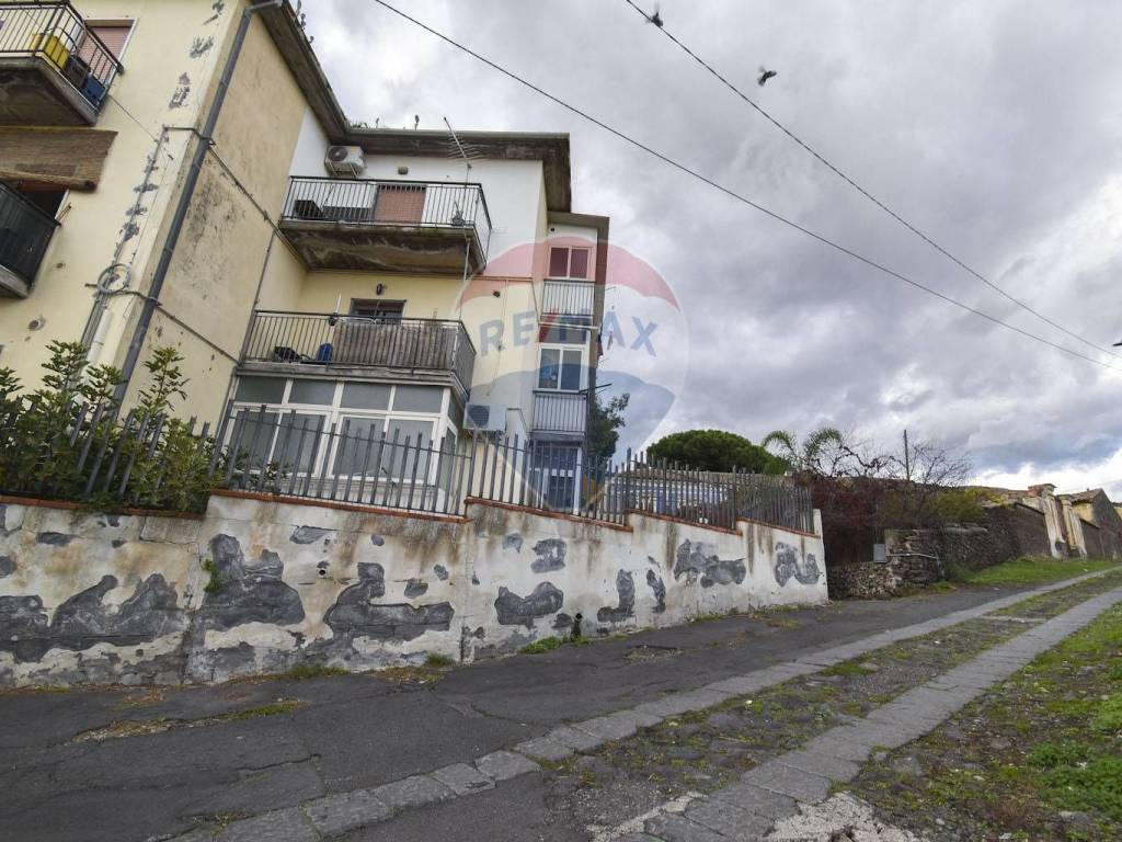 Appartamento a Belpasso in Via De Nicola, 9 - Foto 3