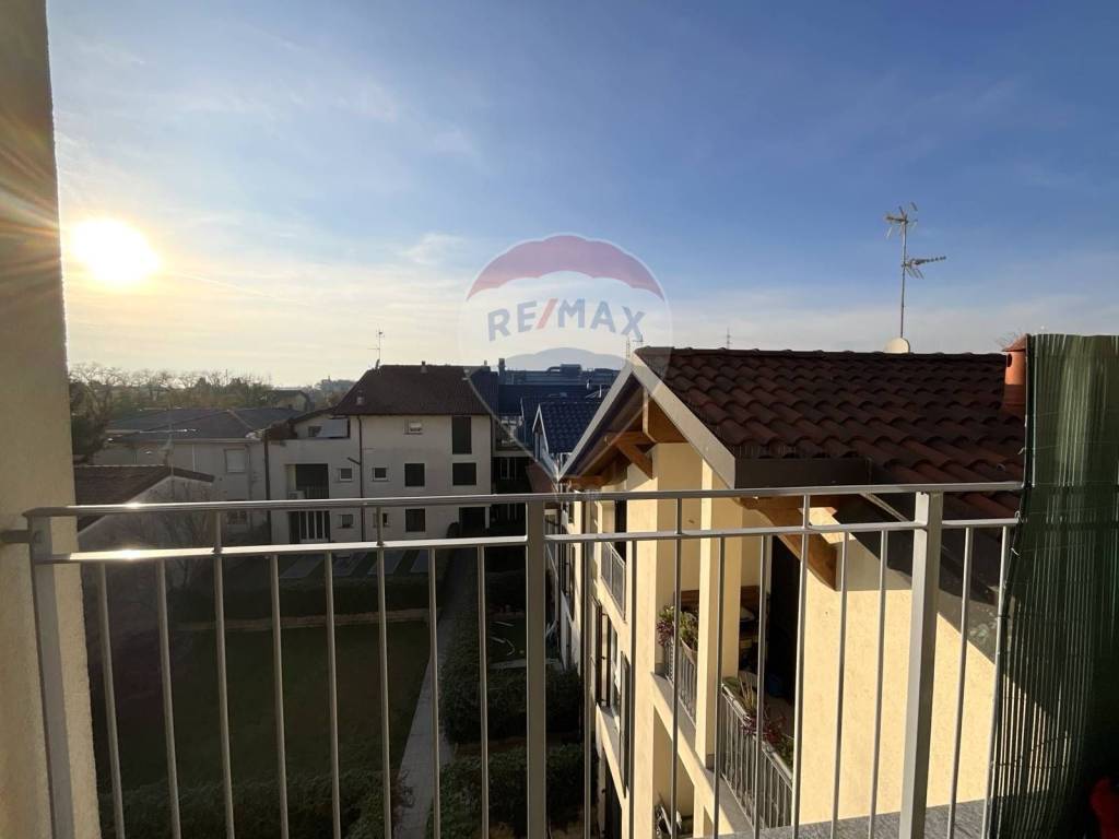 Appartamento a Caronno pertusella in Vicolo del Pozzo, 59 - Foto 5