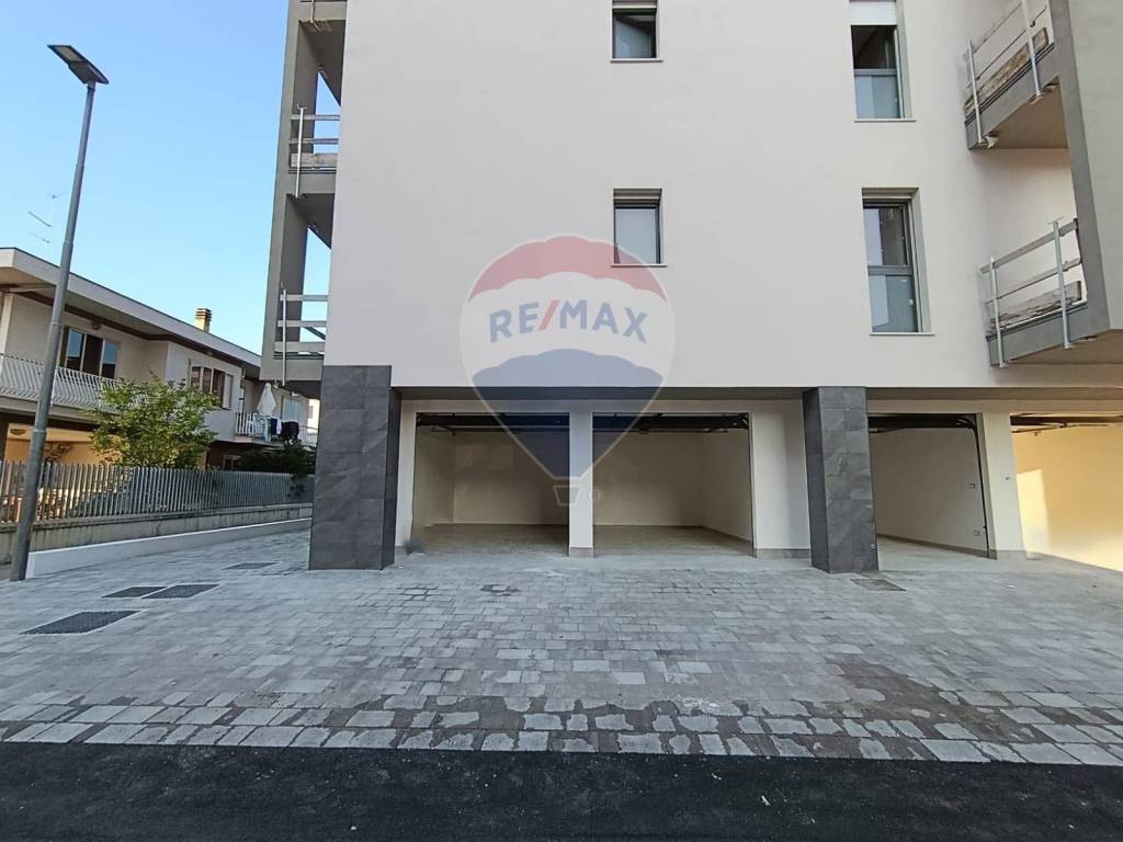 Appartamento a Pescara in Strada Vicinale Chiappini, 23 - Foto 2