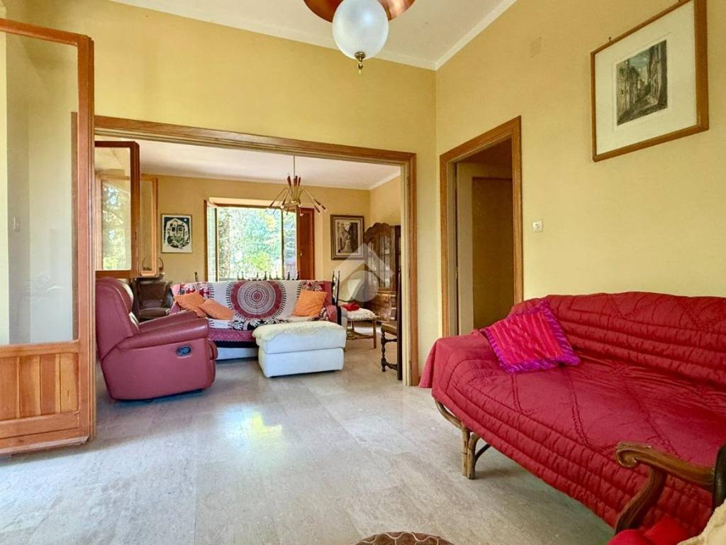Villa a Ascoli piceno in Viale Medaglie D'Oro, 1 - Foto 4