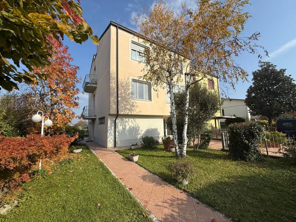 Villa a Busseto in Via Lorenzo Perosi - Foto 3