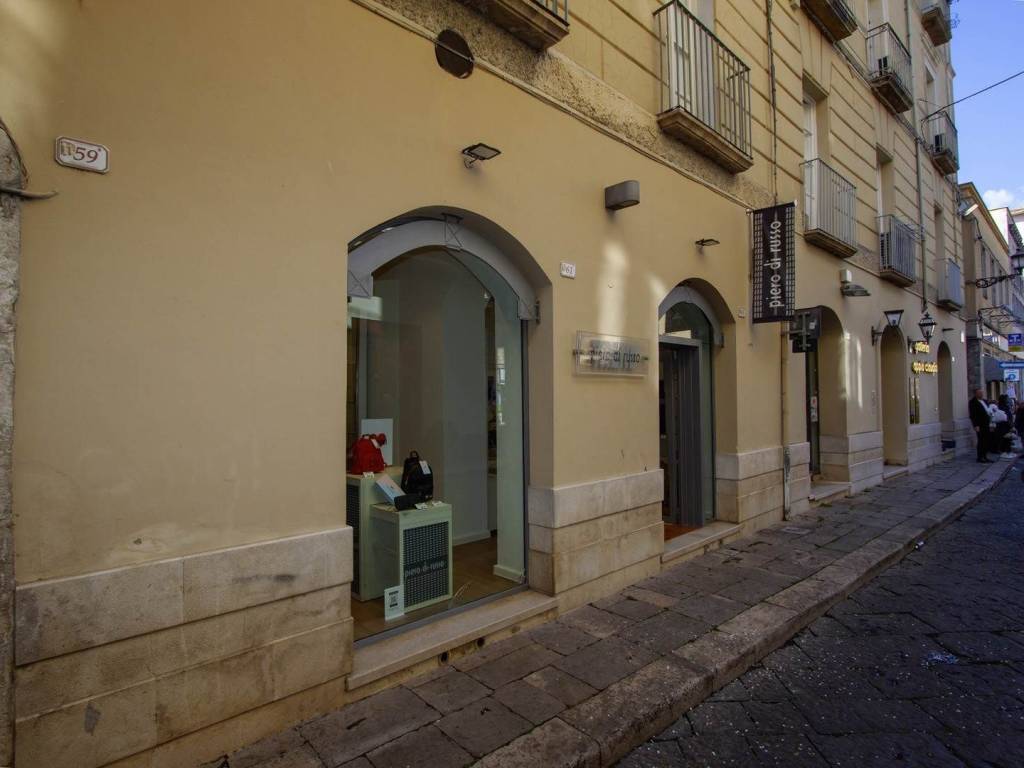 Immobile a Fondi in CORSO APPIO CLAUDIO - Foto 3