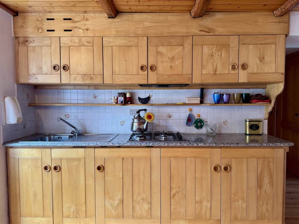 Appartamento a Madesimo in Via Calzaferri - Foto 3