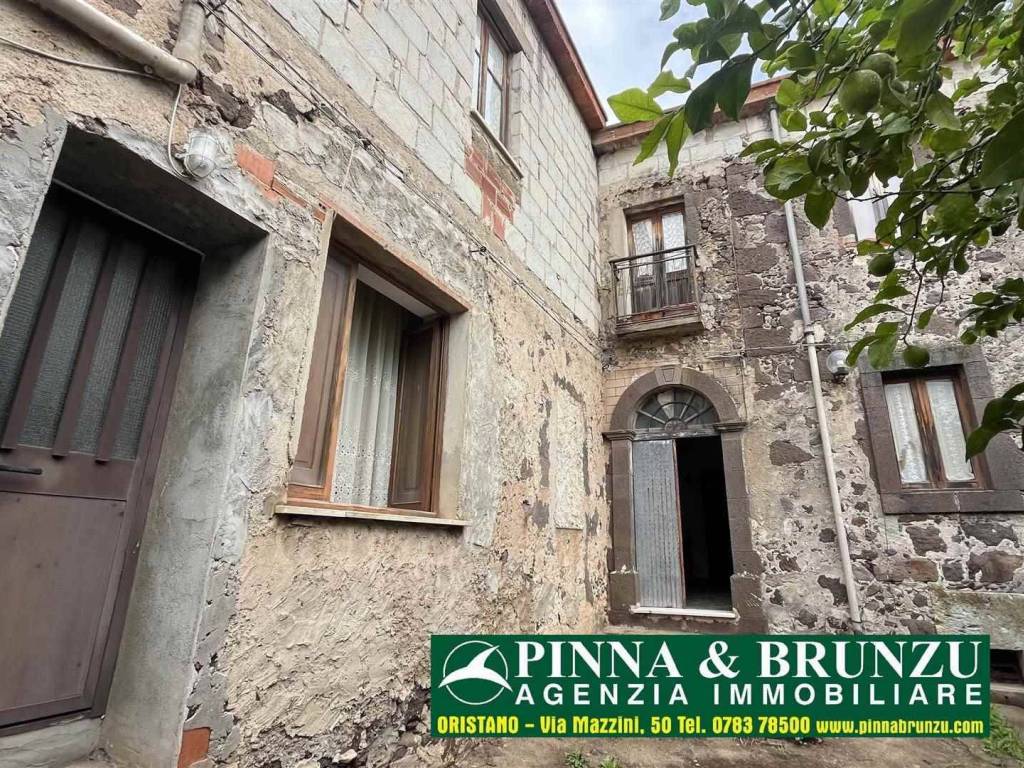 Villetta a schiera a Seneghe in Via Cavour, 11 - Foto 2