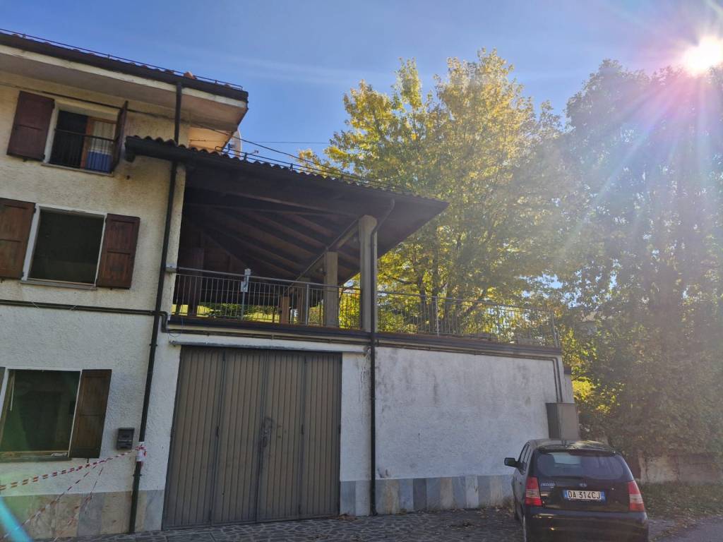 Palazzo / stabile a Serramazzoni in Via Roma, 1015 - Foto 3