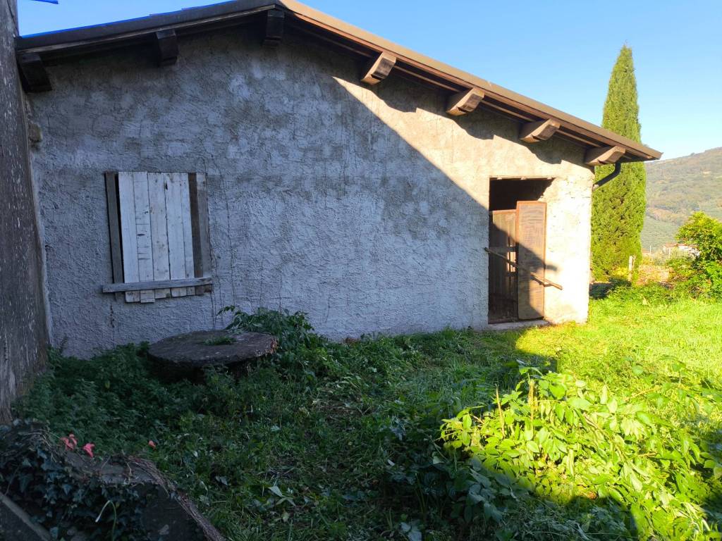 Casa indipendente a Monsummano terme in Piazza Giuseppe Giusti, 55 - Foto 2
