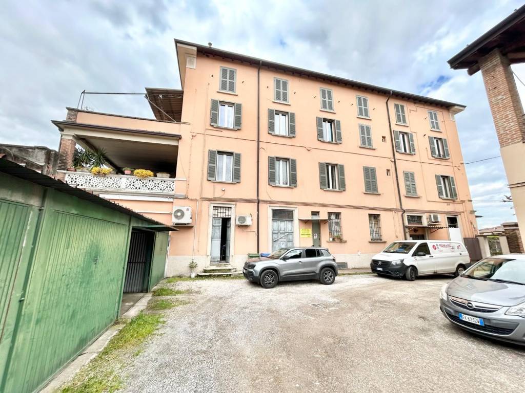 Palazzo / stabile a Brescia in Via San Polo, 299 - Foto 5
