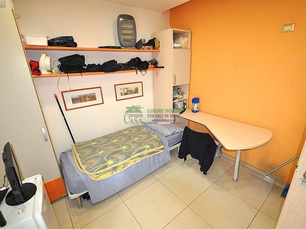 Casa indipendente a Ragusa in VIA CARRUBBELLE - Foto 2