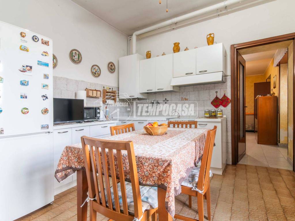 Appartamento a Solbiate olona in Via Olona 25 - Foto 4