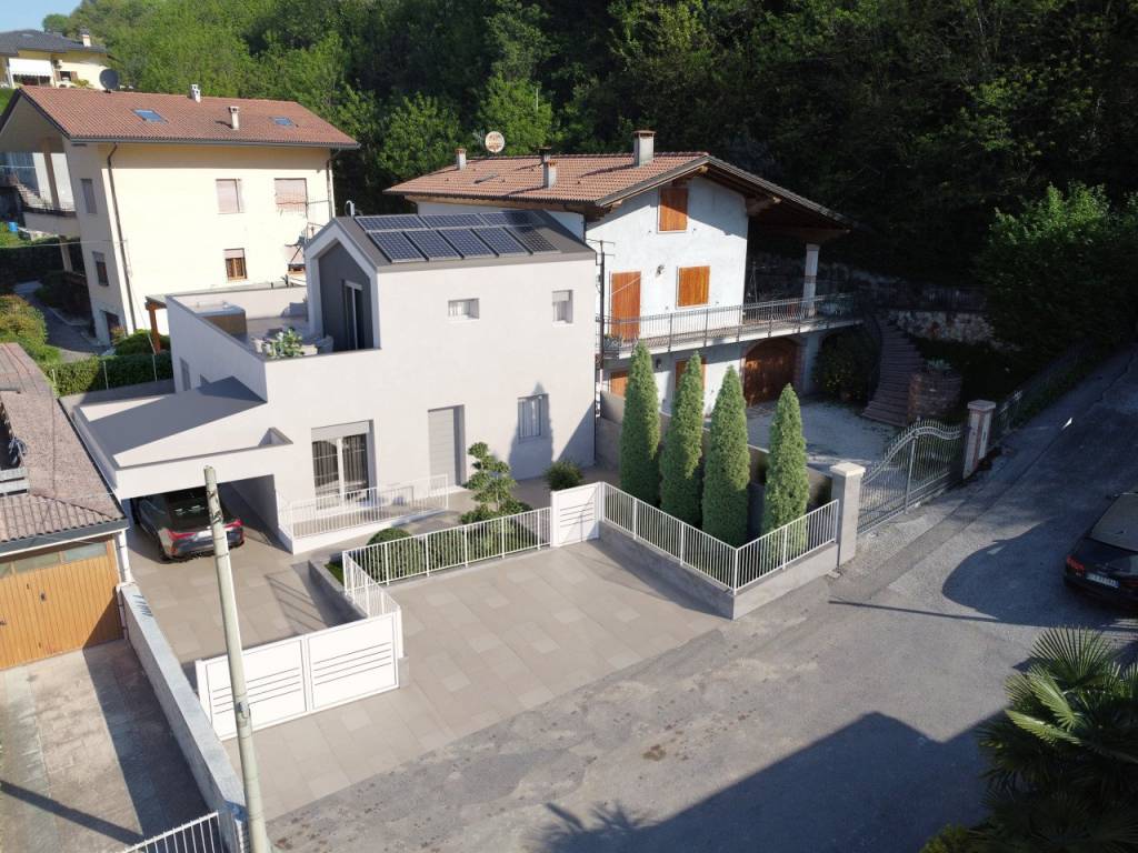 Villa a Chiampo in Via Carlo del Prete - Foto 2
