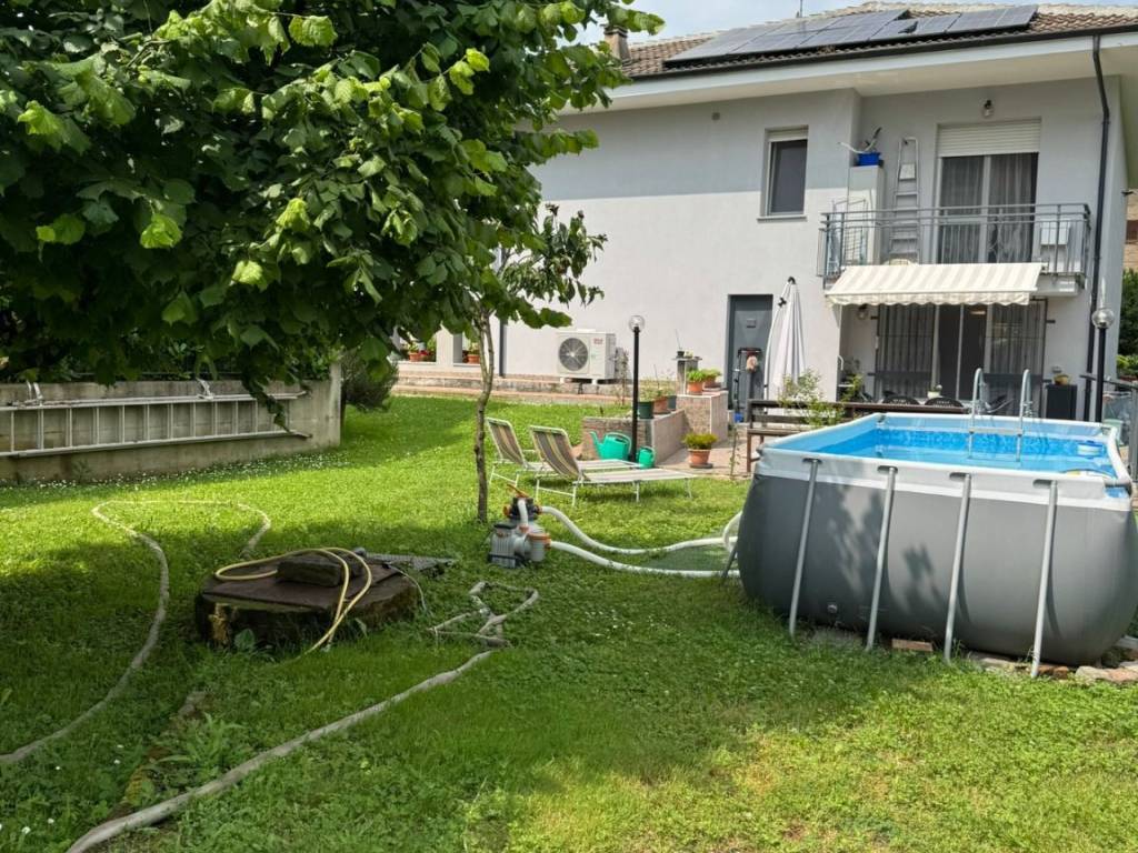 Villa a Leinì in Via San Francesco al Campo, 84 - Foto 4