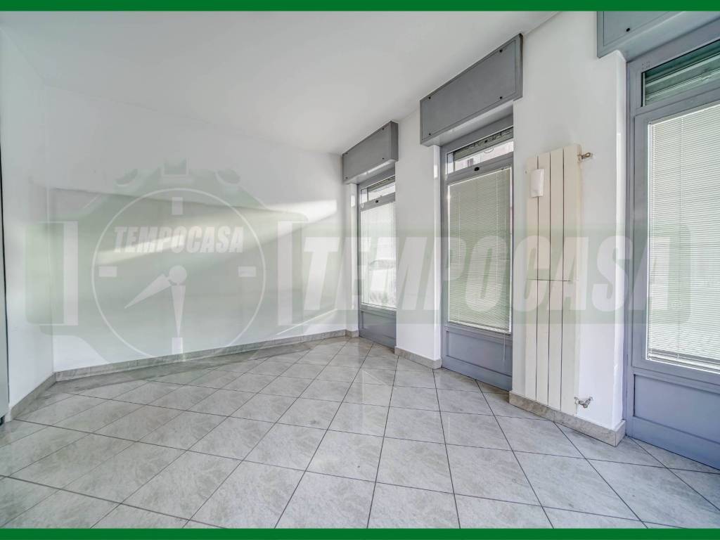 Immobile a Gallarate in Via Angelo Pegoraro - Foto 2