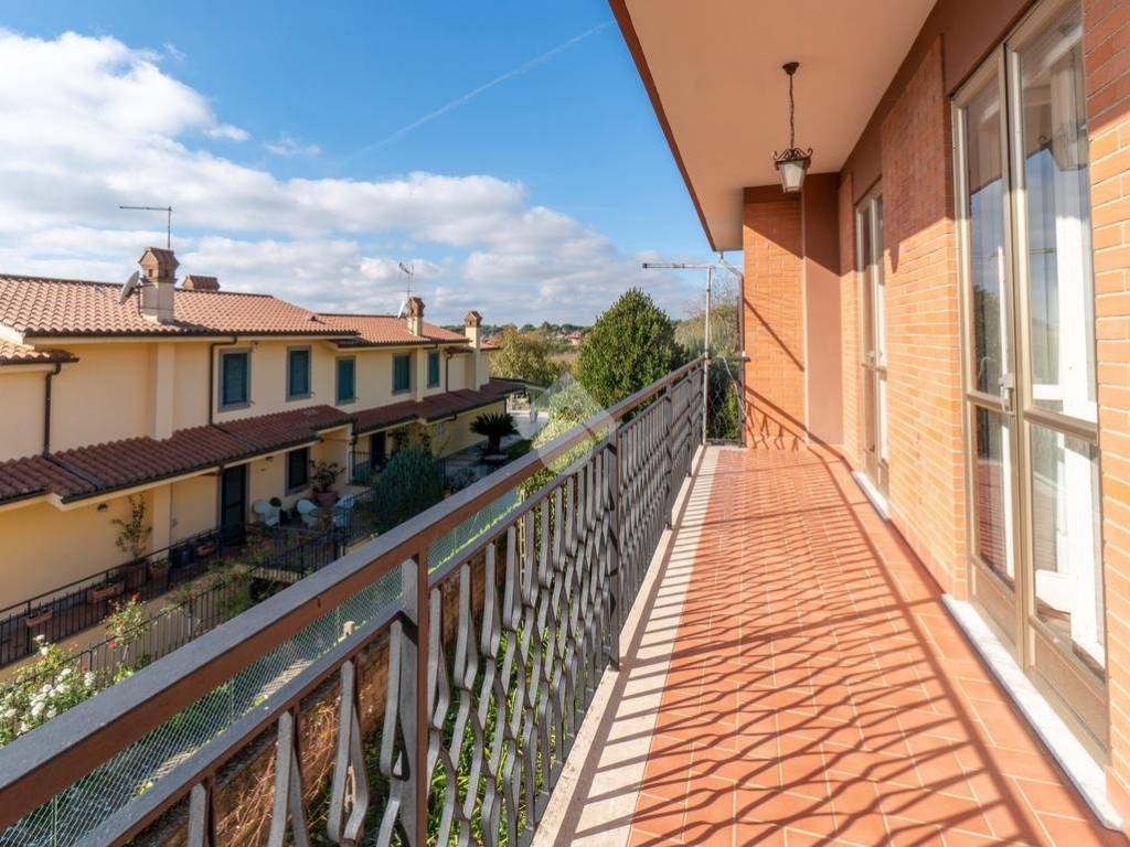 Appartamento a Grottaferrata in Via del Pratone, 66 - Foto 4