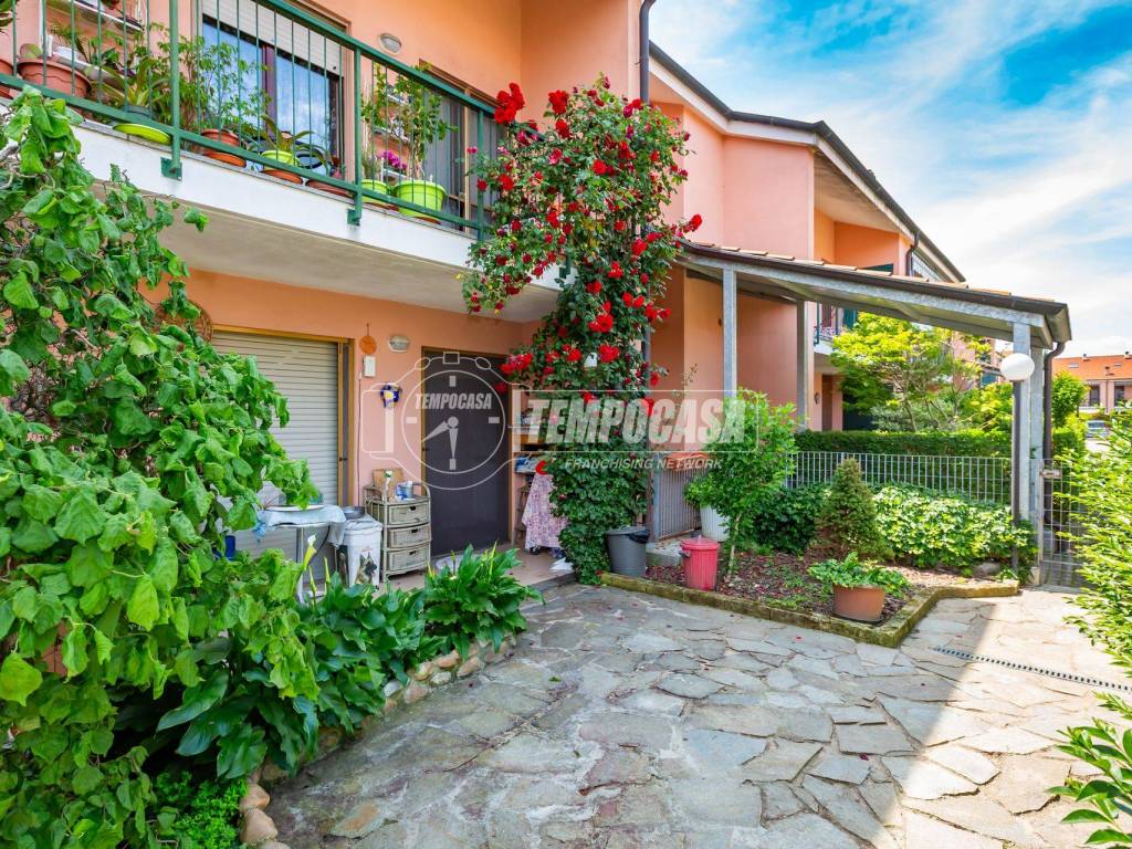 Appartamento a Santena in Via Sangone 34 - Foto 2
