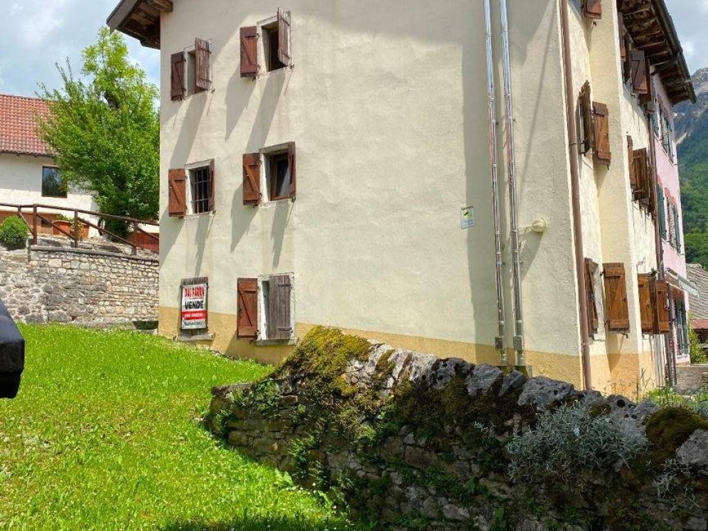 Rustico / casale a Chies d'alpago in Via della Vittoria - Foto 3