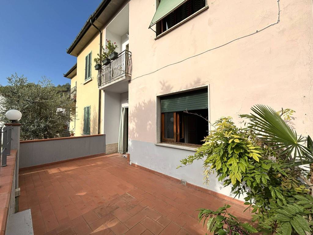 Appartamento a Pistoia in Via di Santomoro, 135 - Foto 2