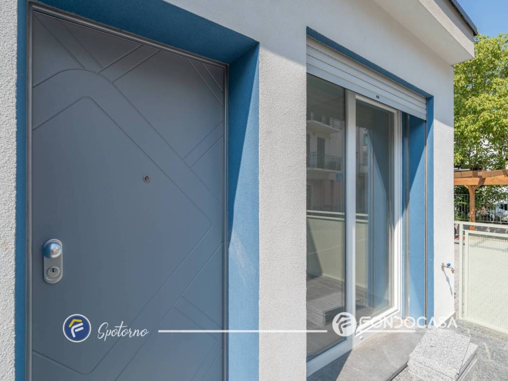Appartamento a Spotorno in Viale Europa - Foto 3