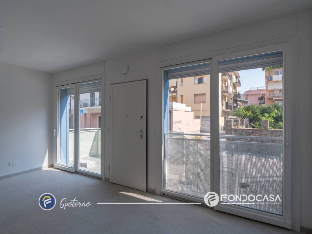 Appartamento a Spotorno in Viale Europa - Foto 4