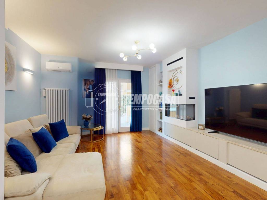 Appartamento a Lusciano in Via don Francesco Corrado 10 - Foto 3