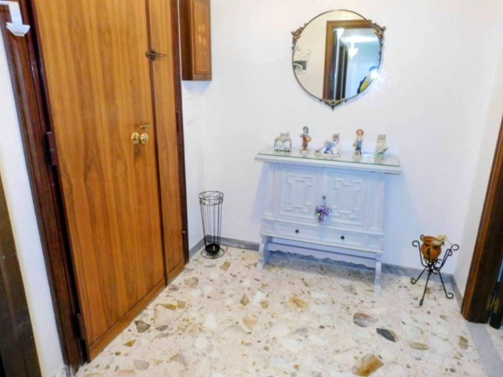 Appartamento a Martina franca in Via Paolo Grassi - Foto 5