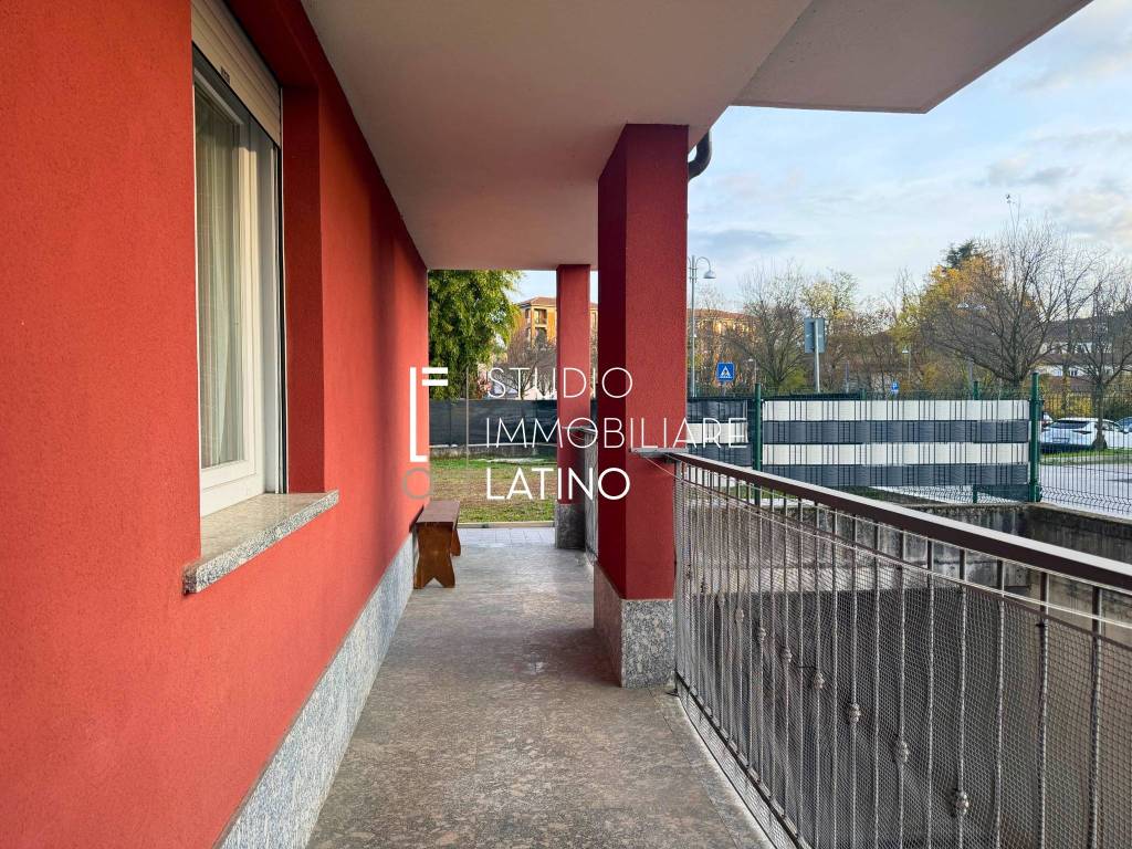 Appartamento a Malnate in Via Achille Grandi, 13 - Foto 4