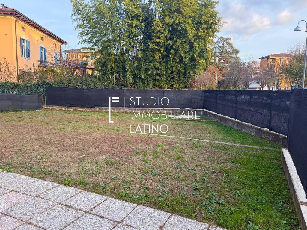 Appartamento a Malnate in Via Achille Grandi, 13 - Foto 5