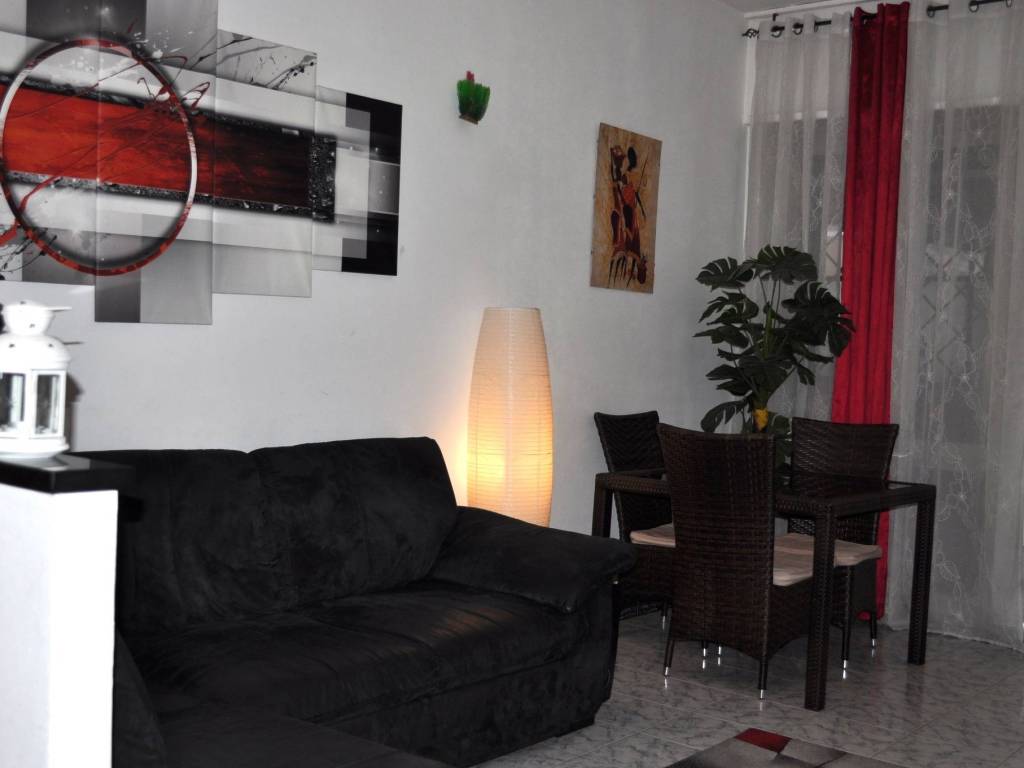 Appartamento a Collegno in Via Alessandro Manzoni, 8 - Foto 2