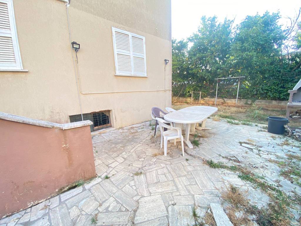 Appartamento a Nettuno in Via Capo Carbonara - Foto 4