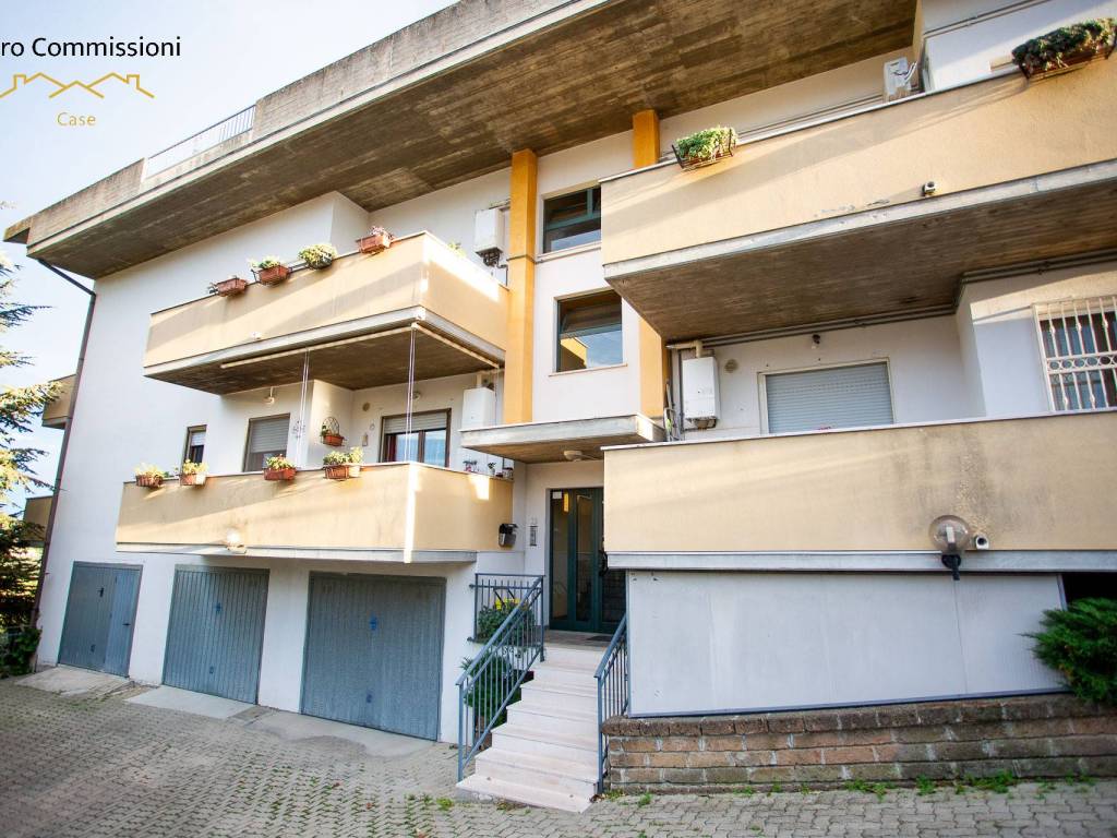 Appartamento a Città sant'angelo in Via della Cona, 33 - Foto 2