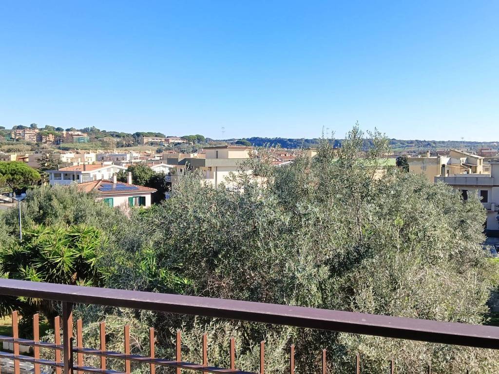 Appartamento a Cerveteri in Piazza Le Roselle - Foto 3