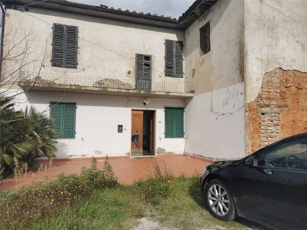 Casa indipendente a Lamporecchio in TOGLIATTI - Foto 3