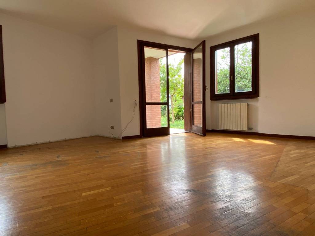 Villa a Gallarate in Via per Besnate - Foto 5