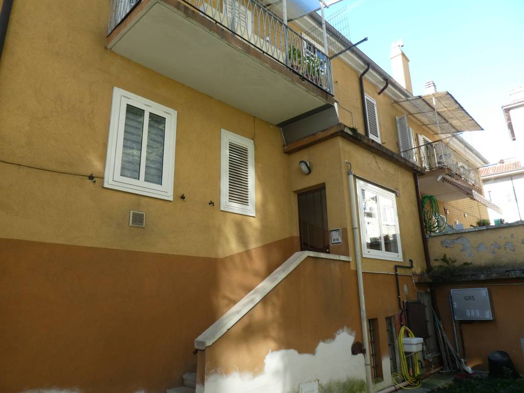 Appartamento a Trieste in Viale Gabriele D'Annunzio, 59 - Foto 3