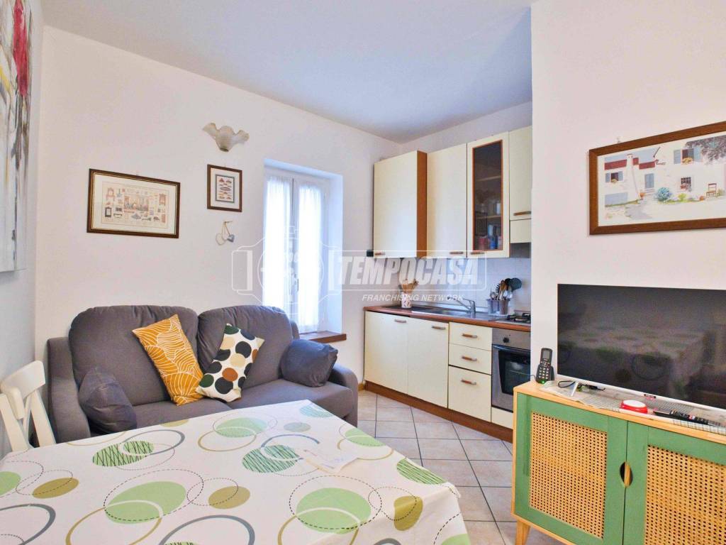 Appartamento a Galliate in Via Antonio Gramsci - Foto 2