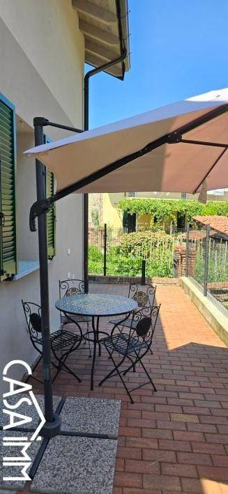 Villa a Angera in Via della Camelia - Foto 2