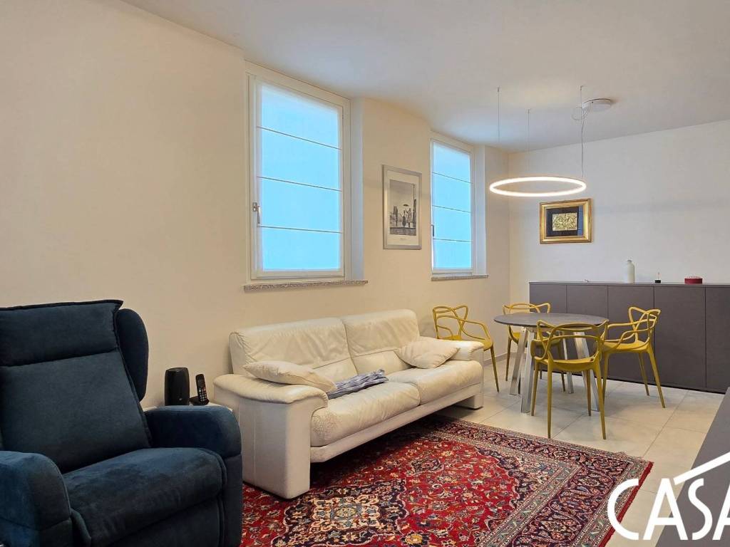 Villa a Angera in Via della Camelia - Foto 4