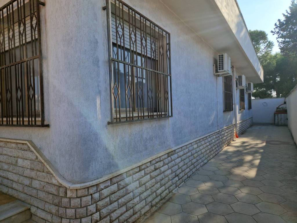 Villa a Squinzano in Via dei Teuti, 3 - Foto 3
