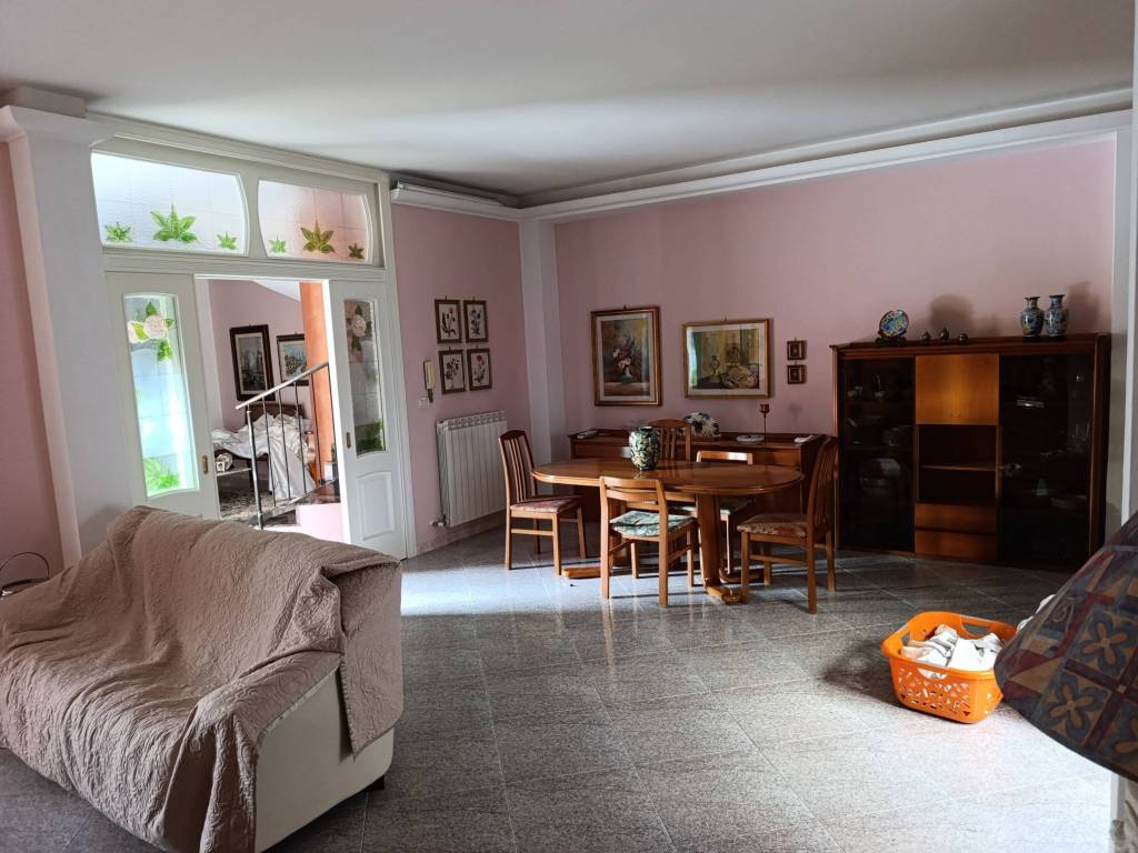 Villa a Trepuzzi in Via Oronzo Quarta, 55 - Foto 5