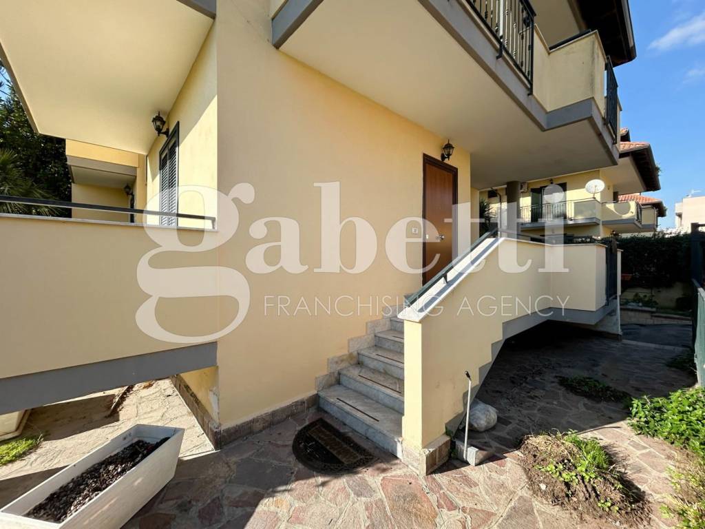 Villa a Giugliano in campania in Via Staffetta, 181 - Foto 4