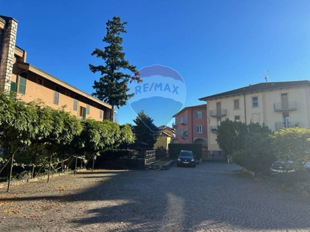 Appartamento a Porto valtravaglia in Via Roma, 7 - Foto 4